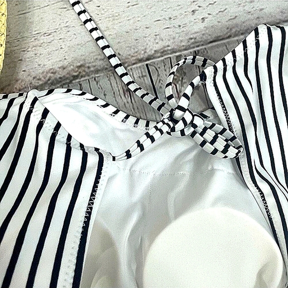 CUPSHE STRIPED FLORAL DESIGN 1 PIECE SWIM🩱 SUIT ⛱️ NWT🏷 VARIOUS SIZES BOUTIQUE - Picture 5 of 13